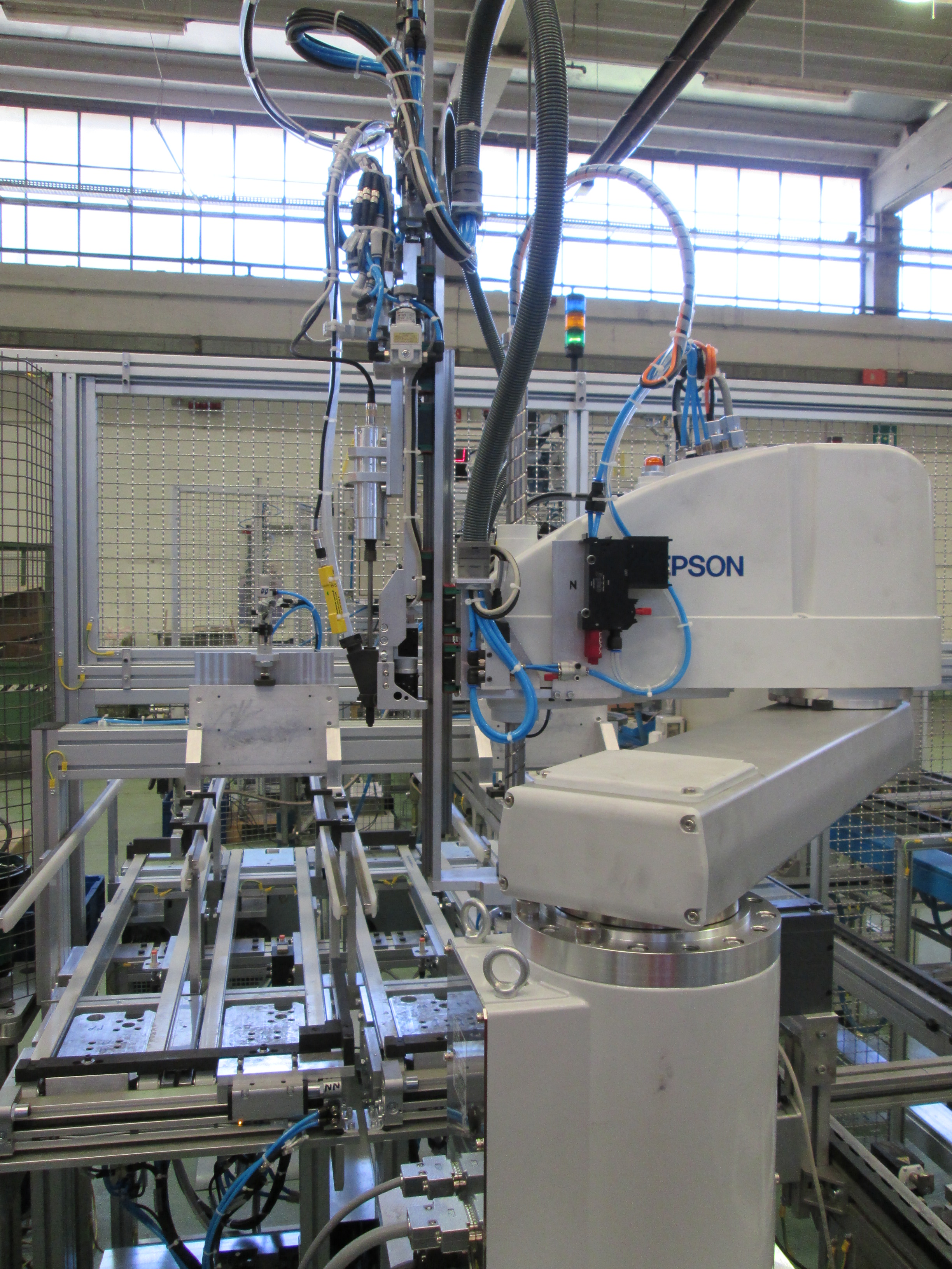 Stazione di avvitatura